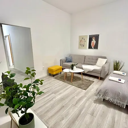 Robin - Old Town Appartement *