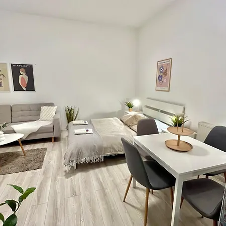 Robin - Old Town Appartement